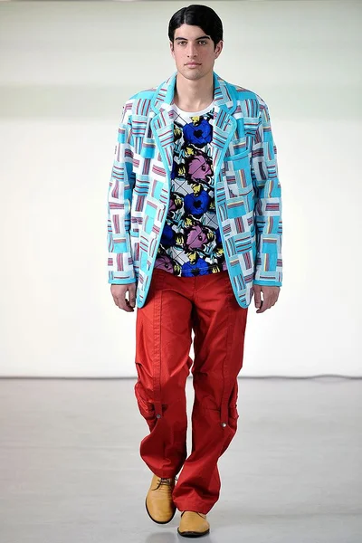 Look 24